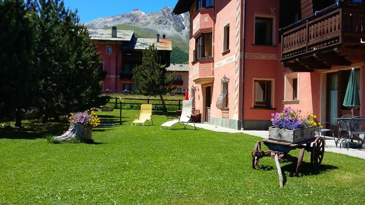 Residence Bait Da Mott Livigno Exterior foto